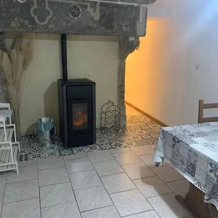Apartment La Maison Bleue 1